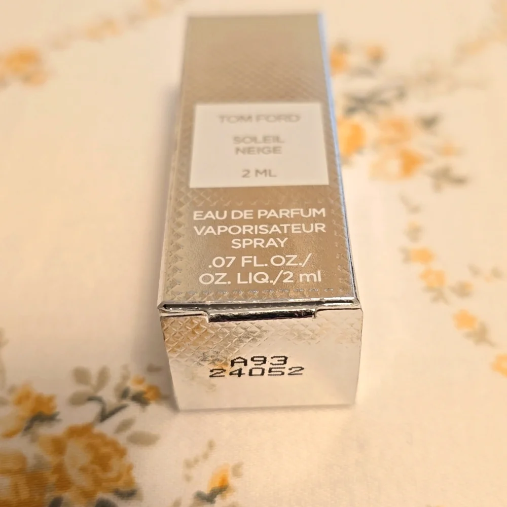 Tom Ford Soleil Neige - NEW